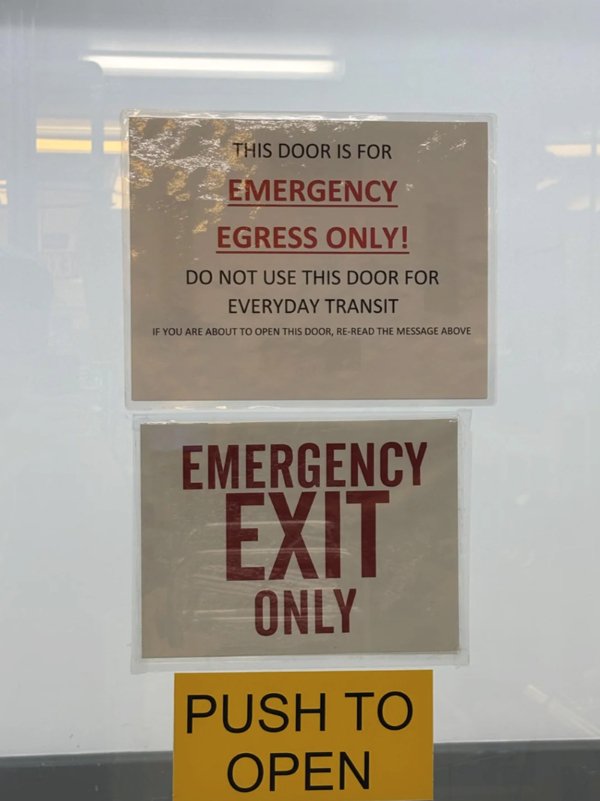 Awful Designs And Constructions (41 pics) Awful Designs And Constructions (41 pics)