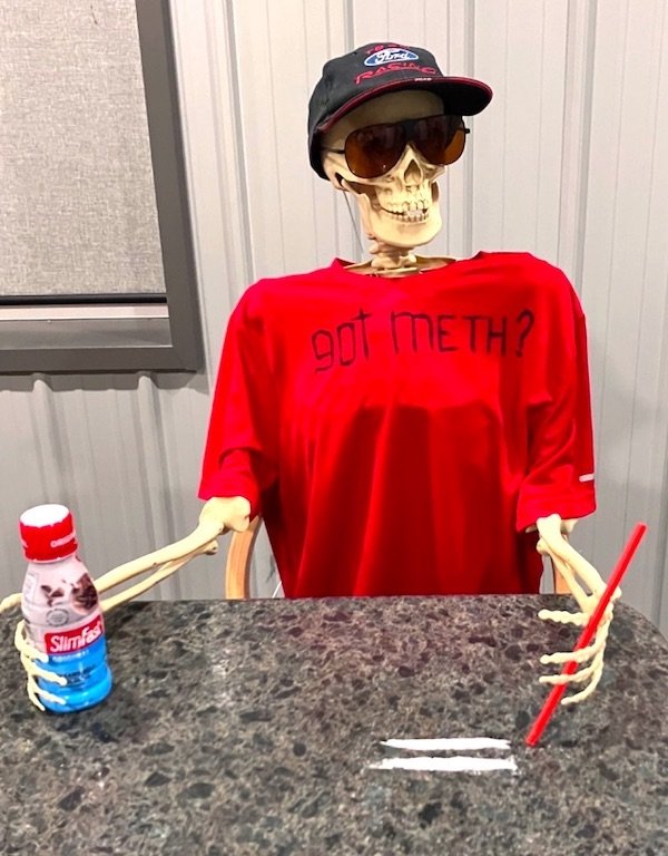 What Is Going On Here? (32 pics) What Is Going On Here? (32 pics)