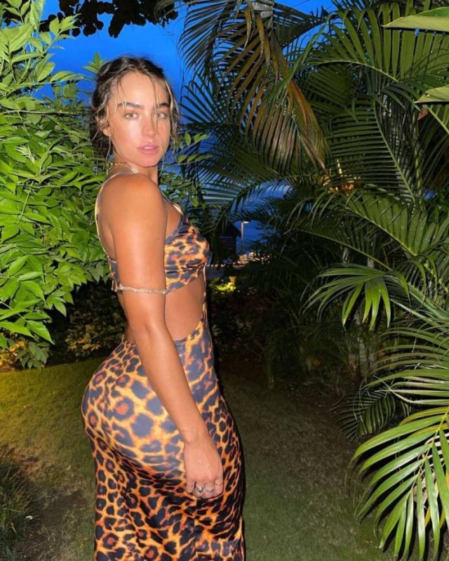 Beauty Girls (35 pics)