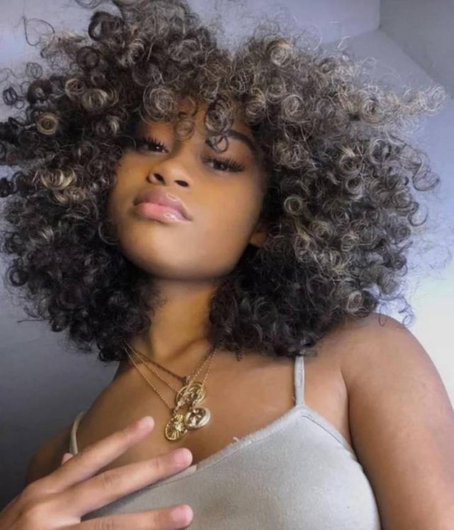 Beauty Girls (35 pics)