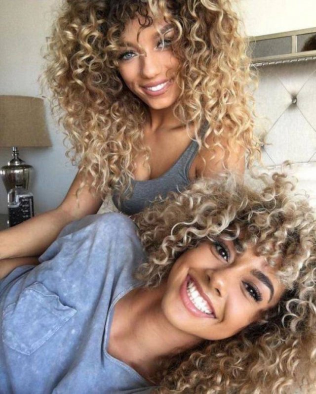 Girls With Beautiful Smiles (41 pics) Girls With Beautiful Smiles (41 pics)
