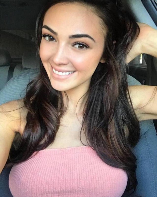 Girls With Beautiful Smiles (41 pics) Girls With Beautiful Smiles (41 pics)