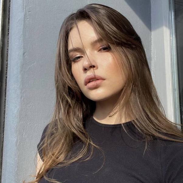 Hot Girls (35 pics) Hot Girls (35 pics)