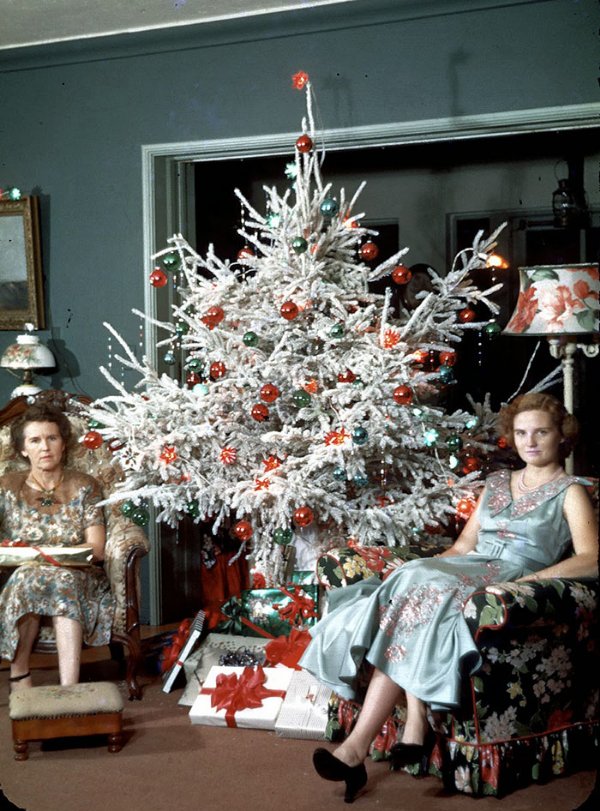 Vintage Christmas Photos (20 pics)