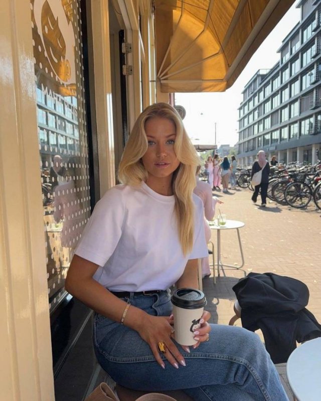 Beauty Girls (36 pics) Beauty Girls (36 pics)