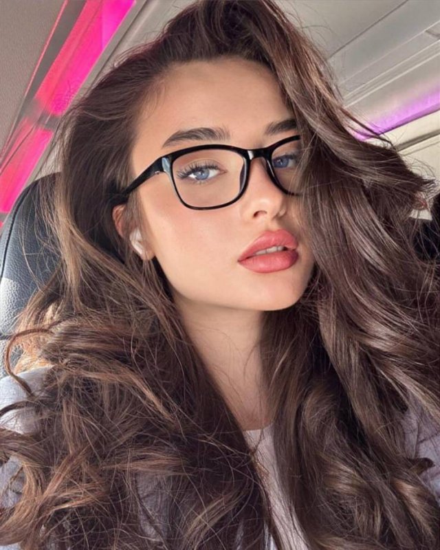 Beauty Girls (36 pics) Beauty Girls (36 pics)