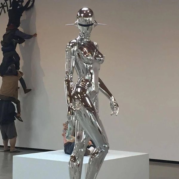 What Is Going On Here? (52 pics) What Is Going On Here? (52 pics)