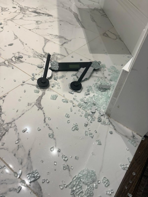 Bad Days Happen (21 pics)