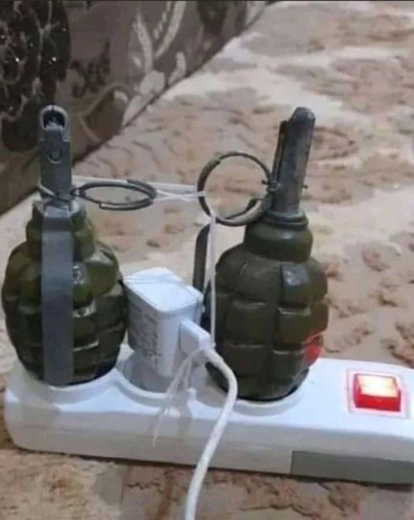 Weird Finds And Situations (25 pics) Weird Finds And Situations (25 pics)