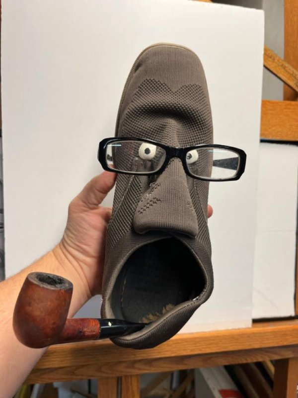 What Is Going On Here? (52 pics) What Is Going On Here? (52 pics)