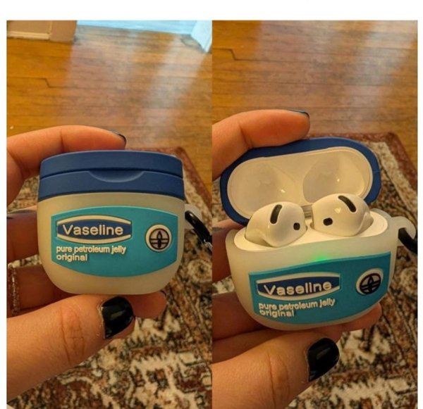 What Is Going On Here? (52 pics) What Is Going On Here? (52 pics)