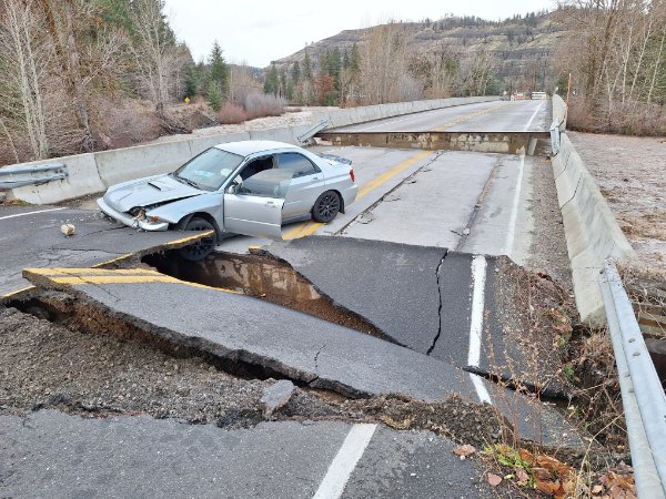 Bad Days Happen (21 pics)