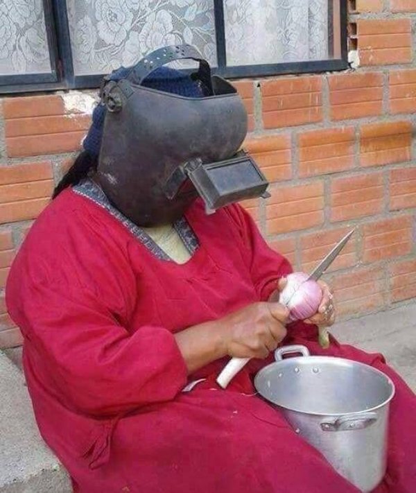 What Is Going On Here? (52 pics)