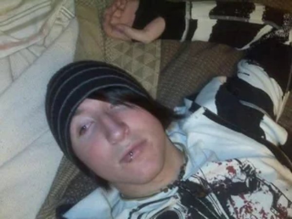 People Share Their Awkward Photos (30 pics) People Share Their Awkward Photos (30 pics)