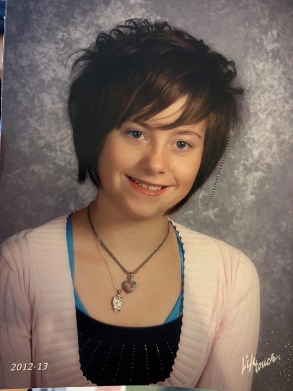 People Share Their Awkward Photos (30 pics) People Share Their Awkward Photos (30 pics)