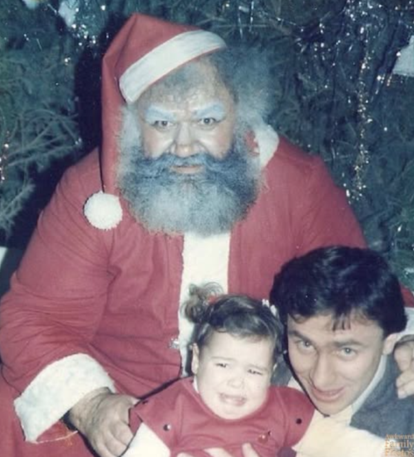 Awkward Christmas Photos (25 pics)