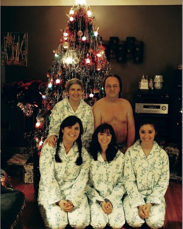 Awkward Christmas Photos (25 pics)