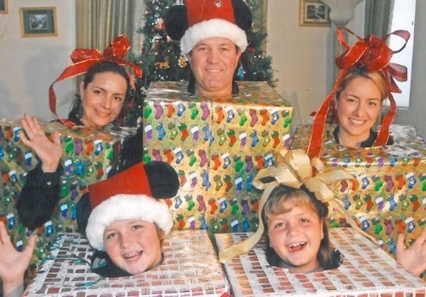 Awkward Christmas Photos (25 pics)