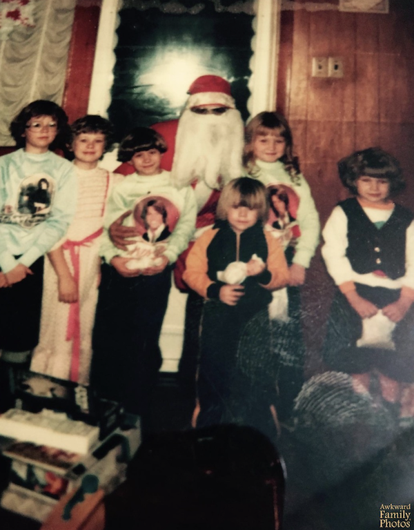 Awkward Christmas Photos (25 pics)