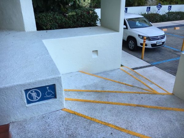 Failed Designs (27 pics) Failed Designs (27 pics)