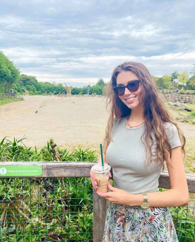 Beauty Girls (34 pics) Beauty Girls (34 pics)