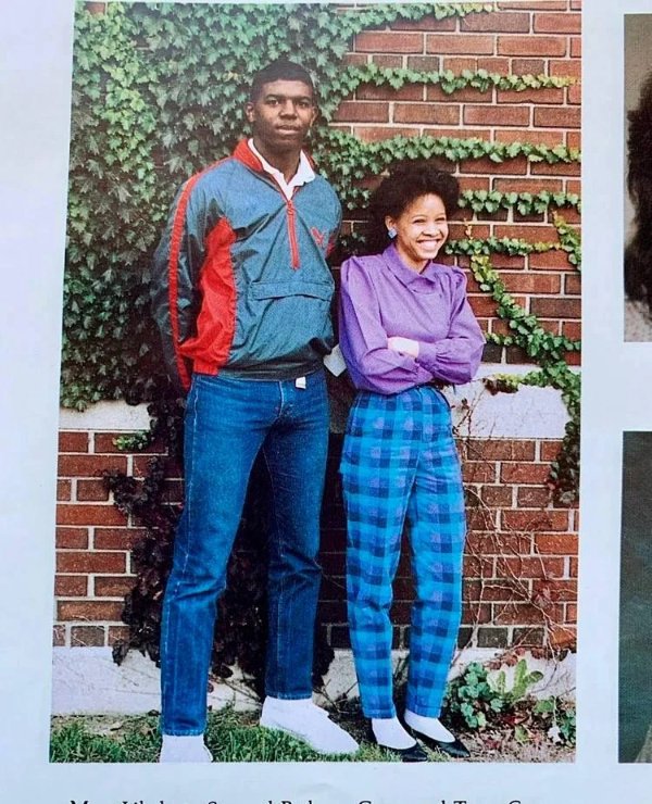 People Share Their Cool Photos From The Past (33 pics)