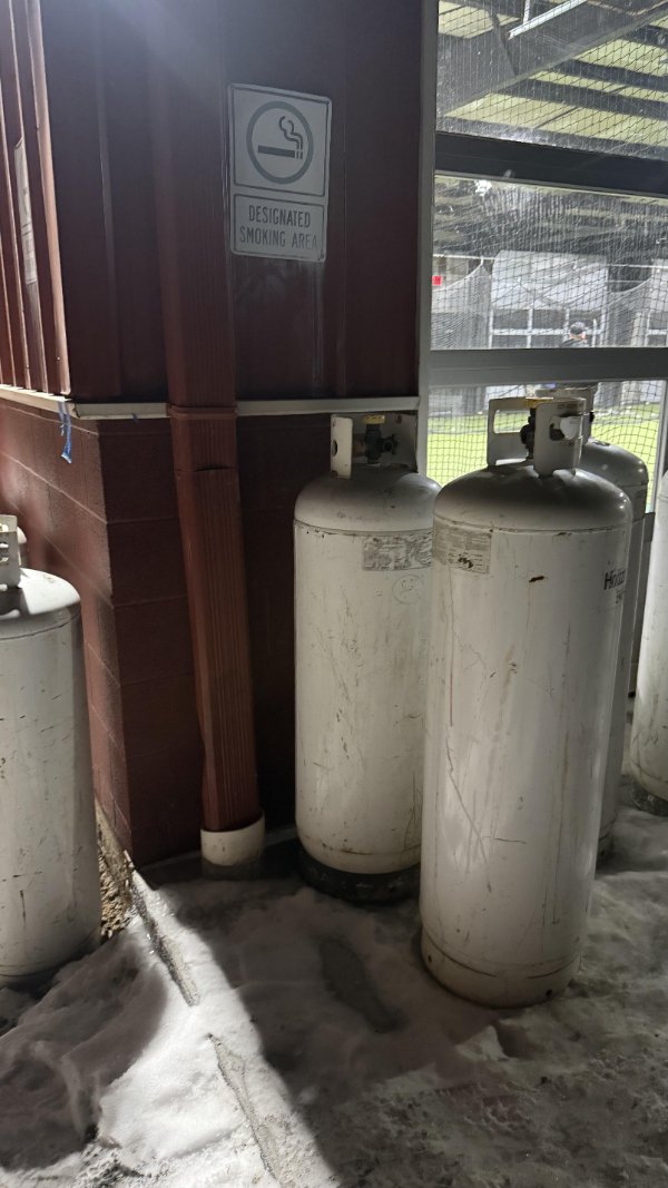 They Don't Care About Safety (26 pics) They Don't Care About Safety (26 pics)