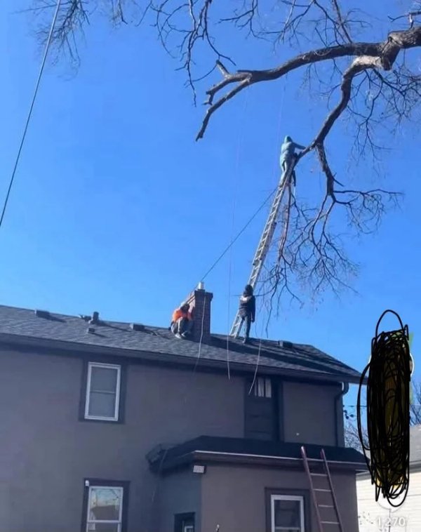 They Don't Care About Safety (26 pics) They Don't Care About Safety (26 pics)