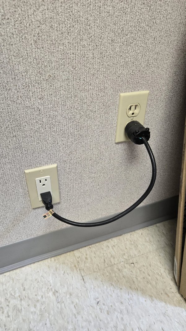 They Don't Care About Safety (26 pics) They Don't Care About Safety (26 pics)