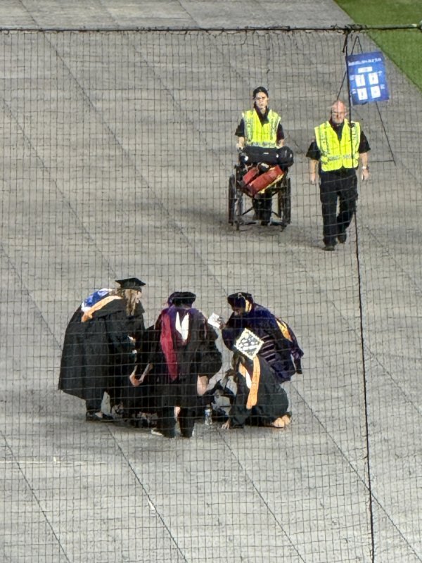 Bad Days Happen (23 pics)