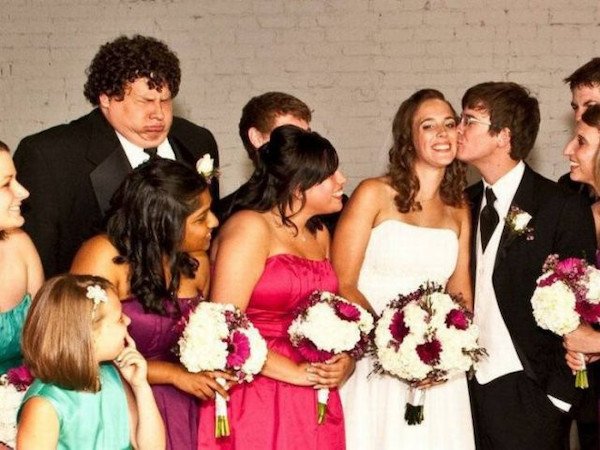 Weird Wedding Photos (28 pics)