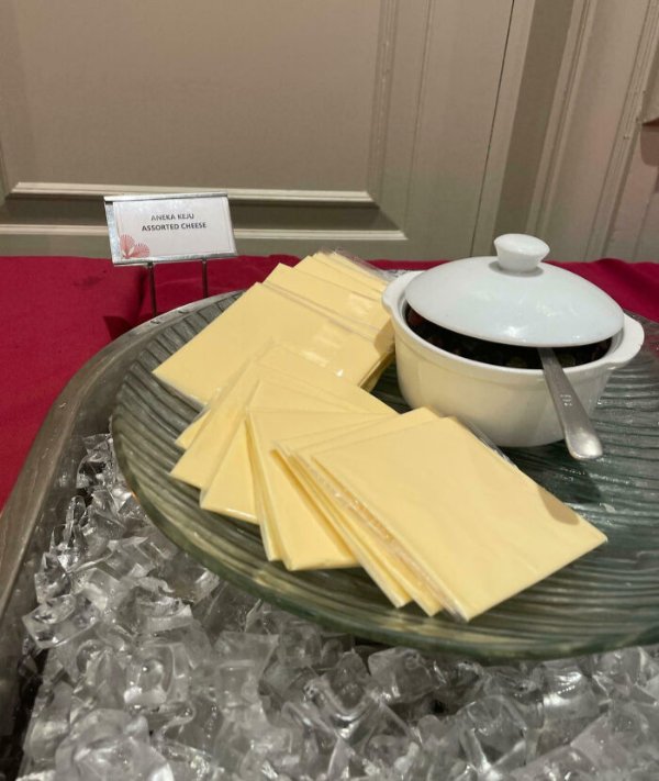 Failed Restaurant Dishes (24 pics)