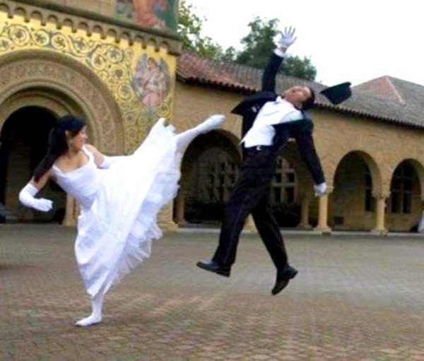 Weird Wedding Photos (28 pics)