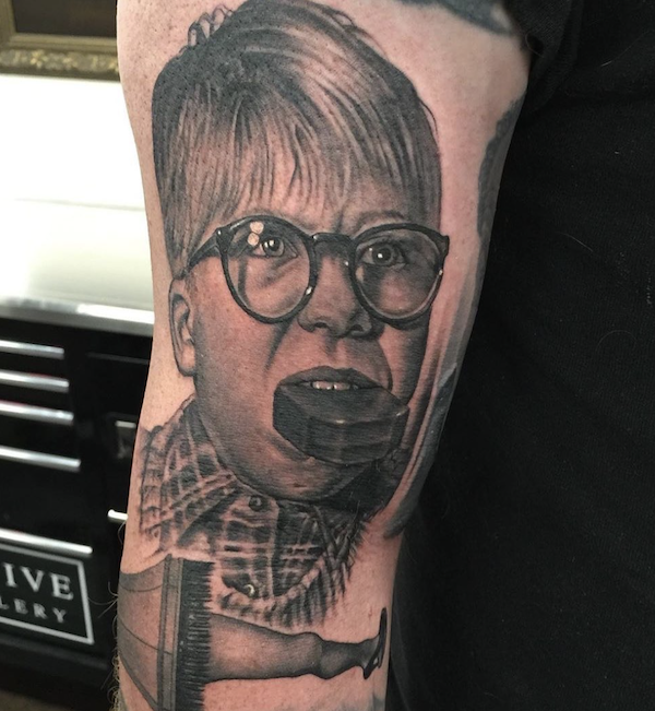 Cool Christmas Tattoos (20 pics)