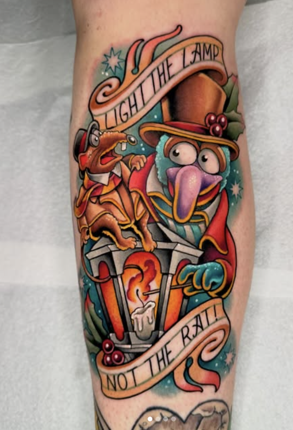 Cool Christmas Tattoos (20 pics)