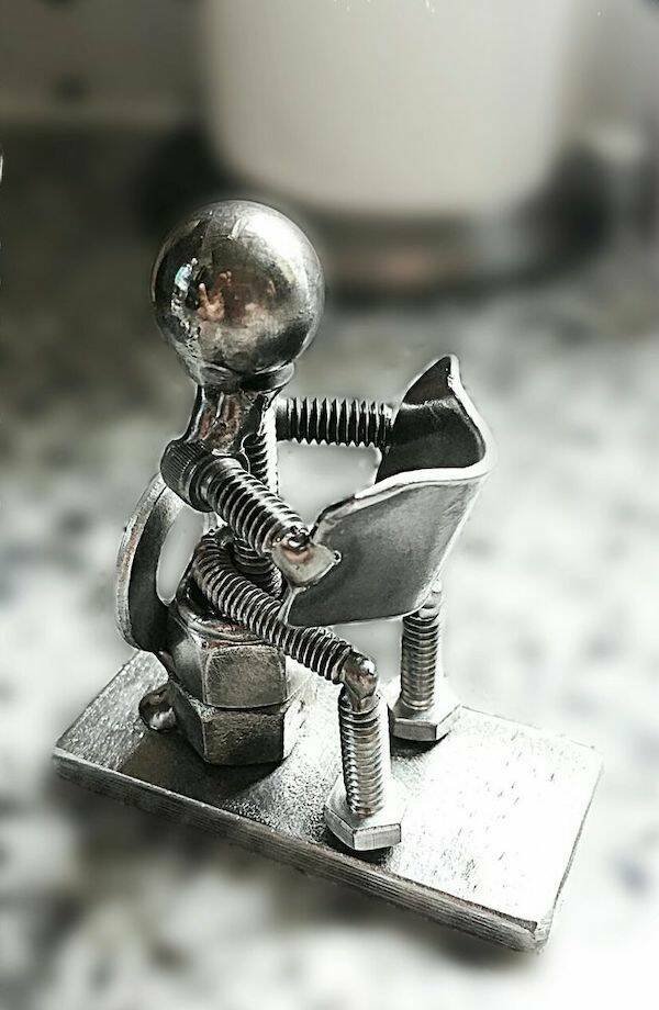 What Is Going On Here? (27 pics)