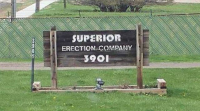 What Is Going On Here? (27 pics)