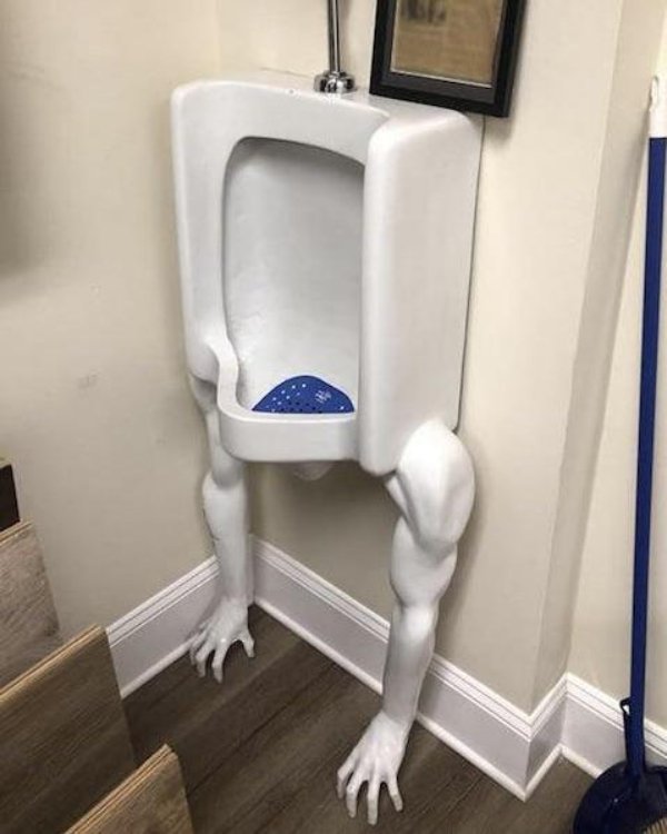 Strange Finds And Situations (47 pics)