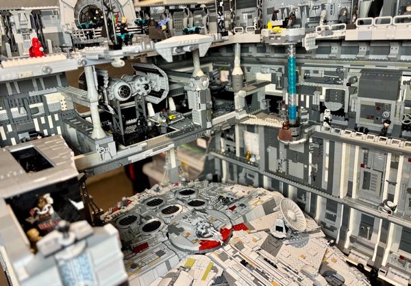 Cool ''LEGO'' Constructions (23 pics)