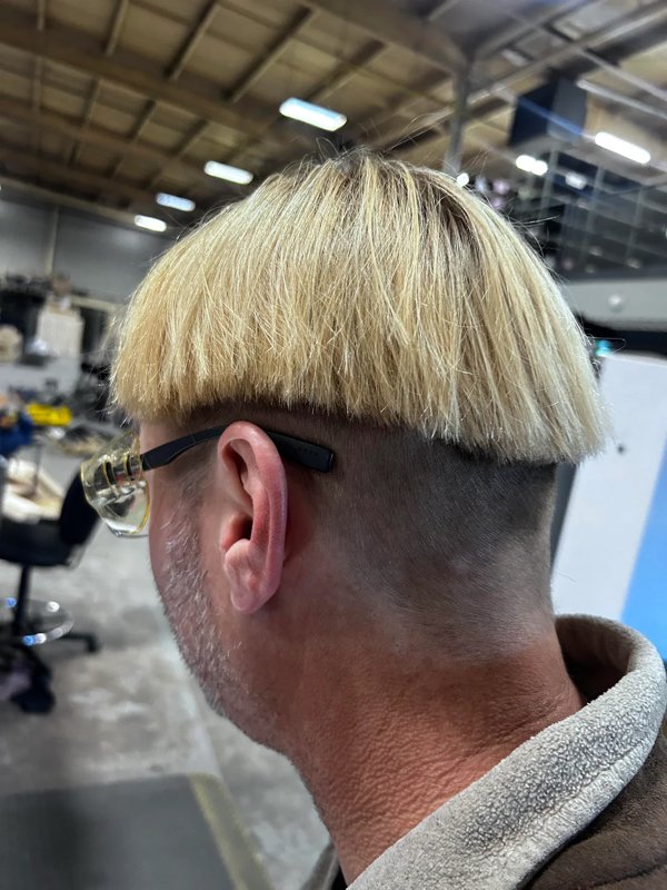 Failed Haircuts (23 pics)