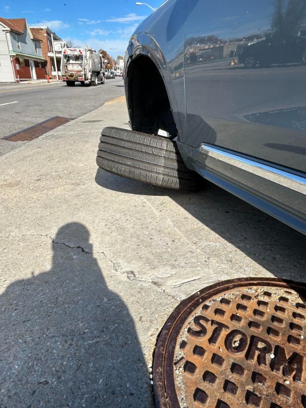 Bad Days Happen (21 pics)