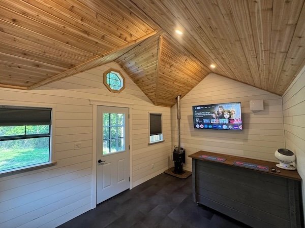 Cool Backyard Sheds (20 pics)