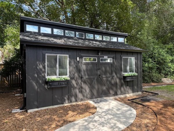 Cool Backyard Sheds (20 pics)