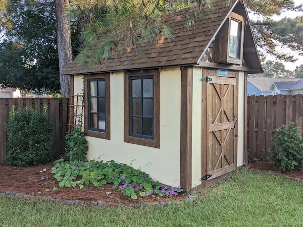 Cool Backyard Sheds (20 pics)