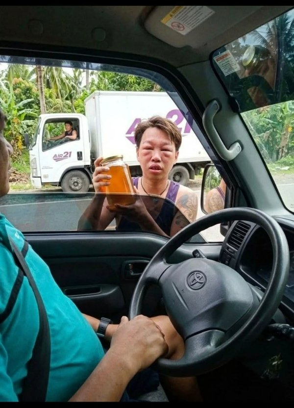 What Is Going On Here? (48 pics) What Is Going On Here? (48 pics)