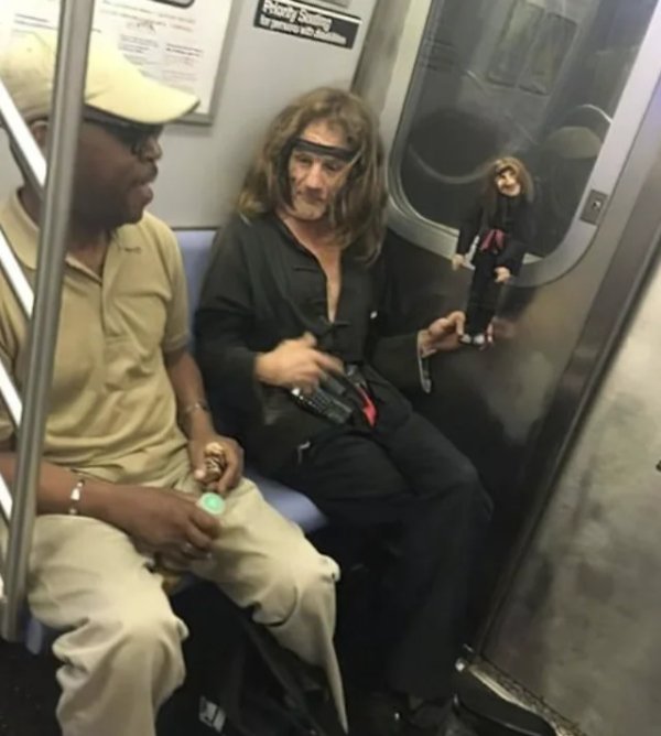 What Is Going On Here? (48 pics) What Is Going On Here? (48 pics)