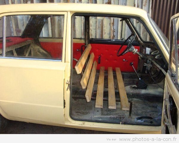 Weird Designs And Constructions (26 pics)