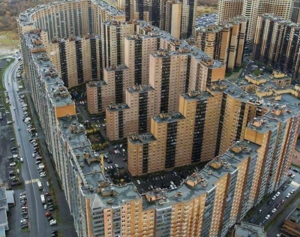 Strange Buildings From Around The World (26 pics)