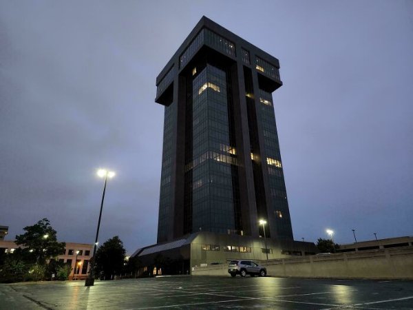 Strange Buildings From Around The World (26 pics)