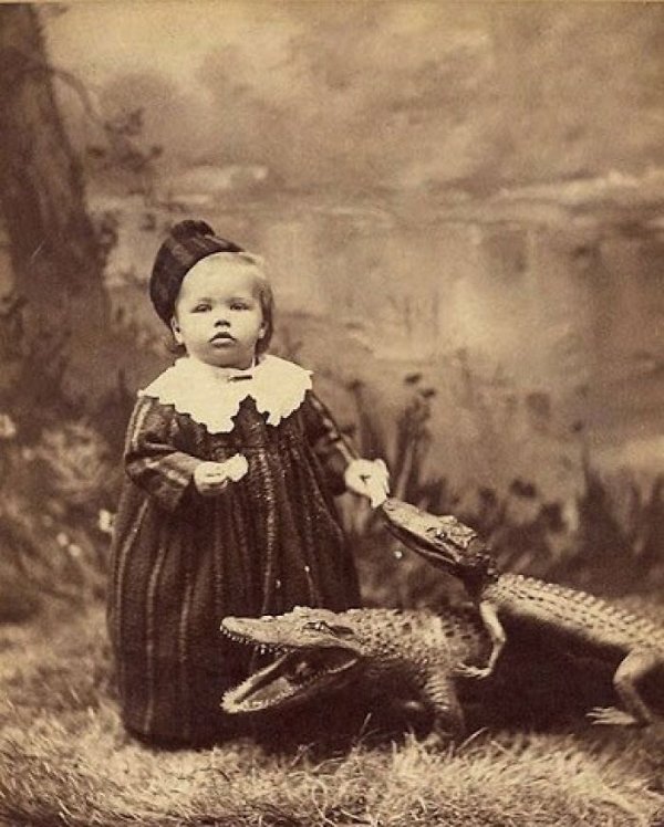 Scary Photos From The Past (27 pics) Scary Photos From The Past (27 pics)